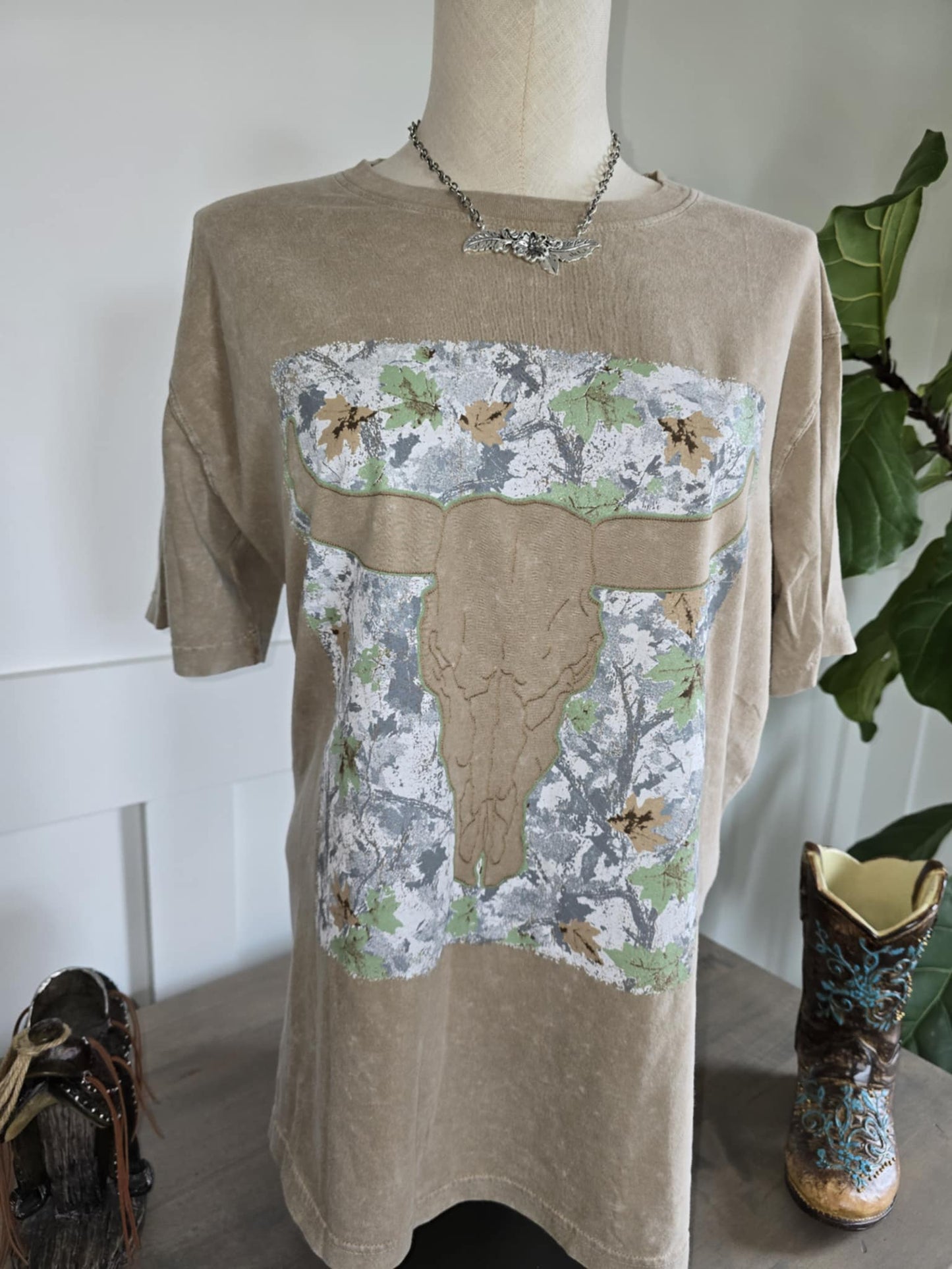Cow Skull Leaf Camo Tee