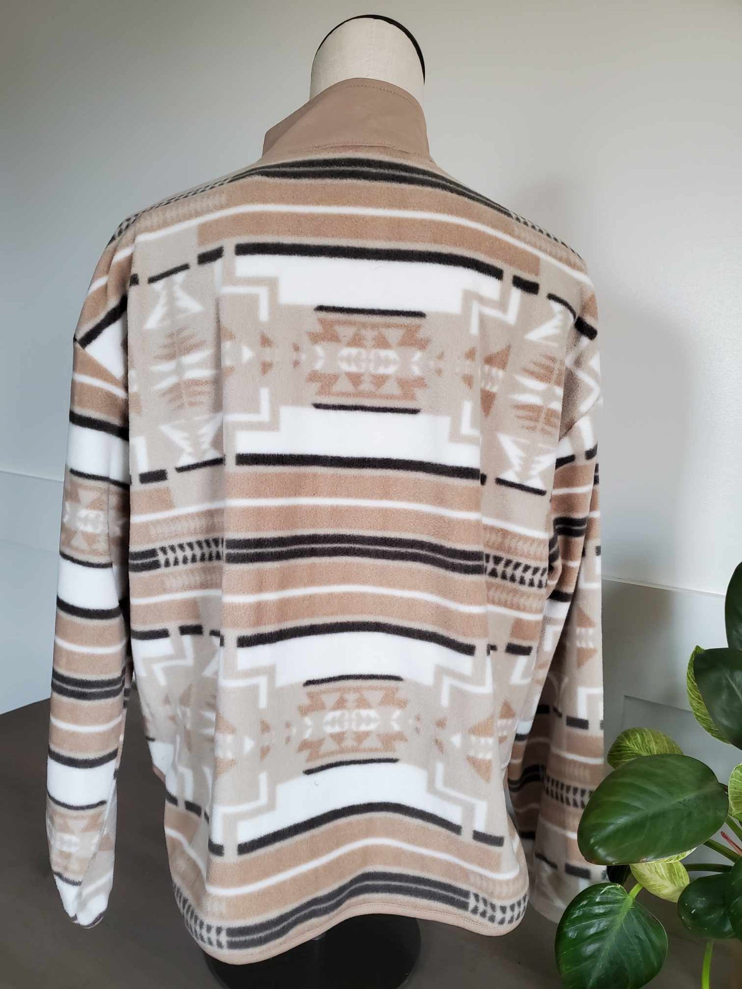 Aztec Jacquard Snap Front Jacket