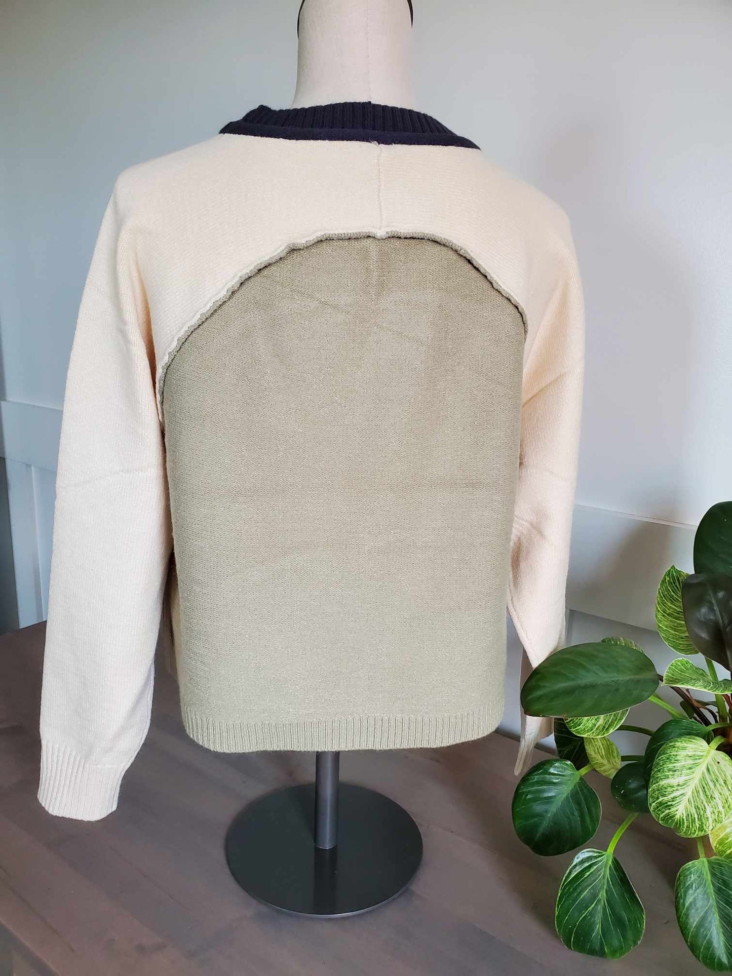 Color Block Pullover Sweater