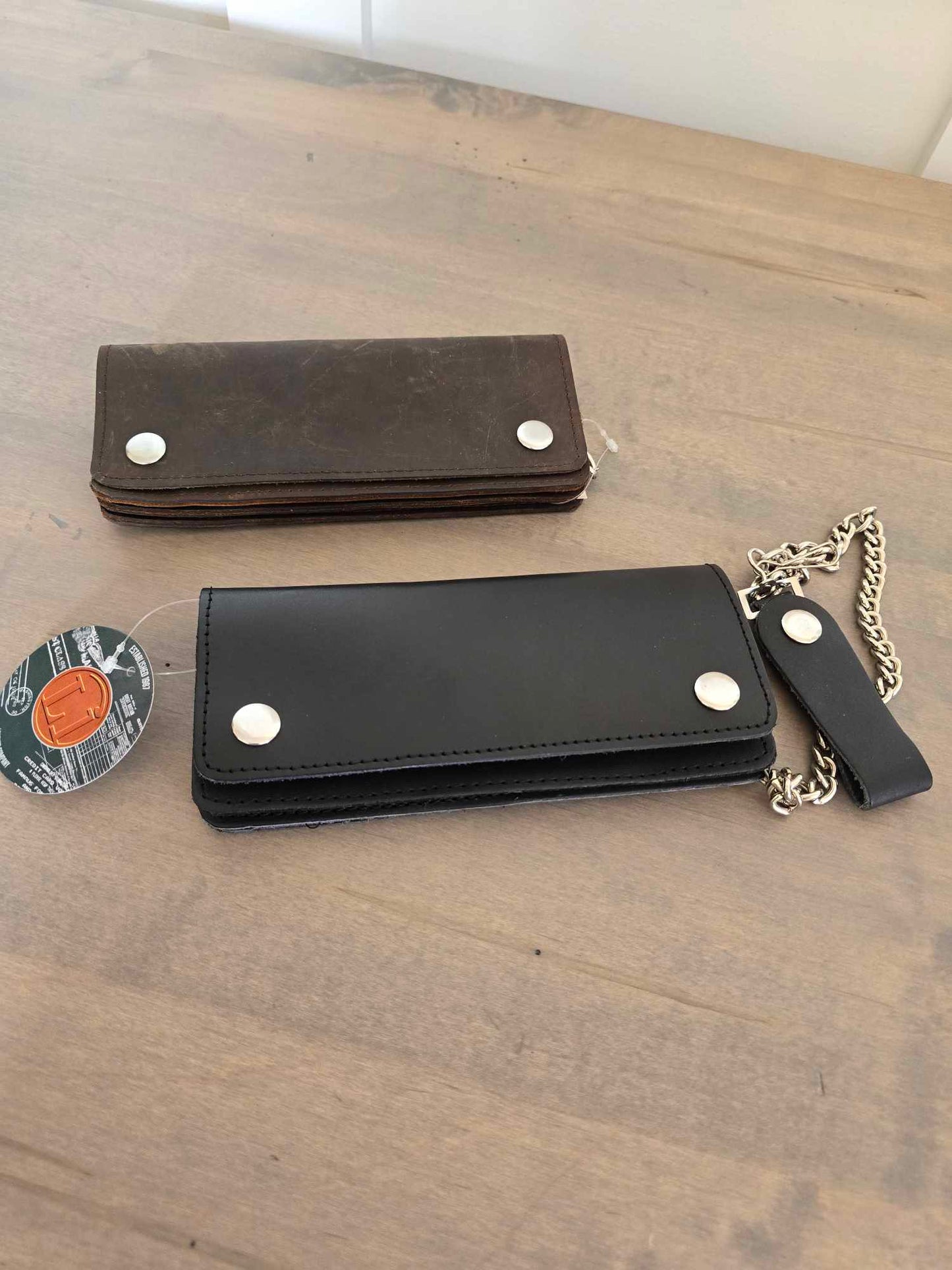 7 Inch Wallet with Chain