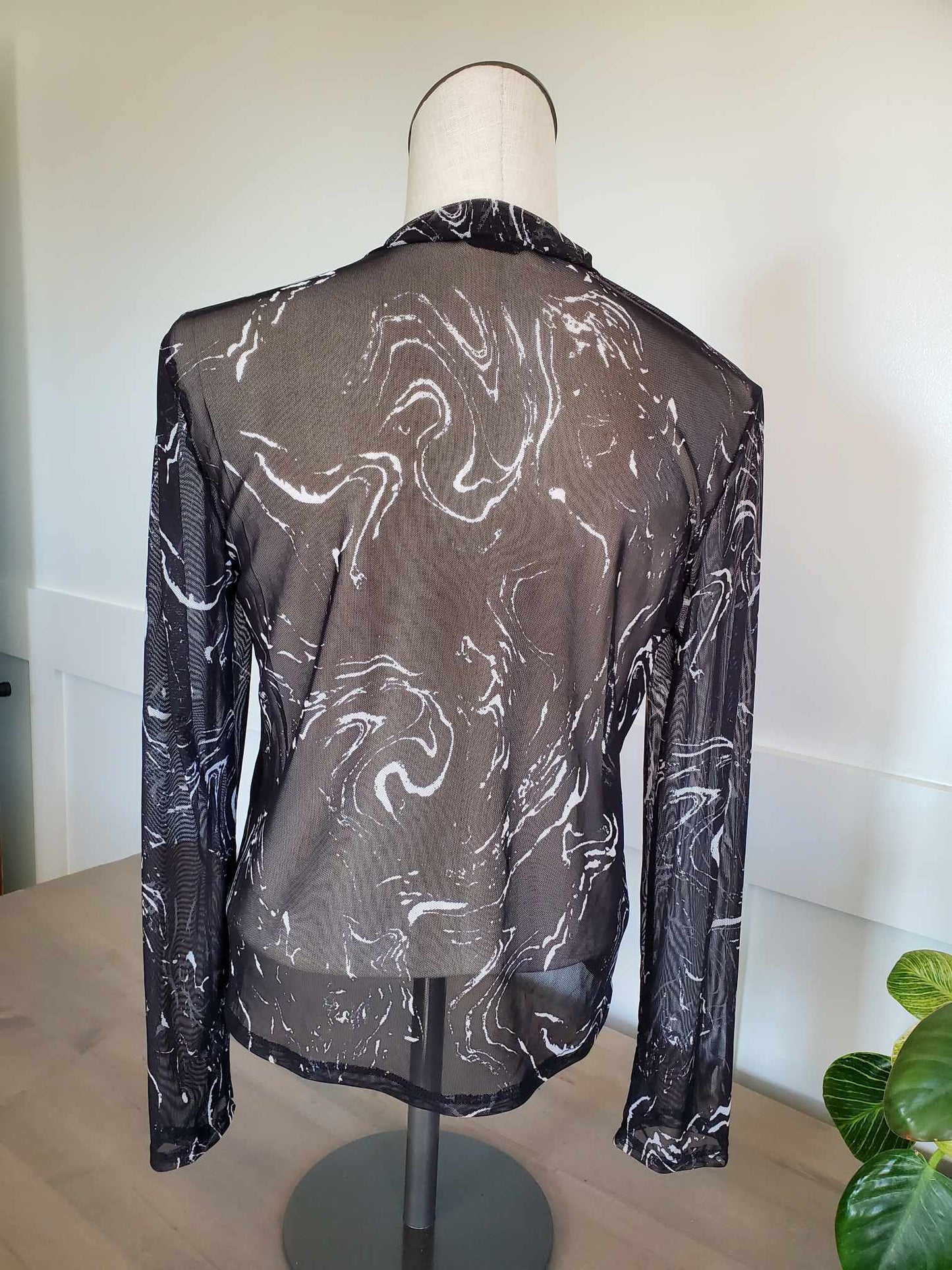 Black and White Marbled Mesh Top