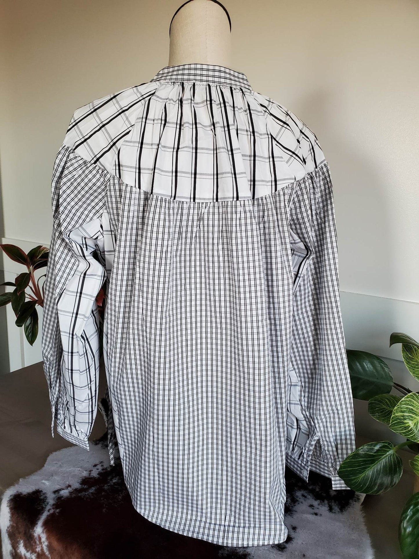Plaid Ruched Waist Button Down Shirt