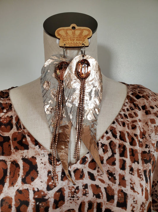 "Gonna Eat a Lot of Peaches" Earring