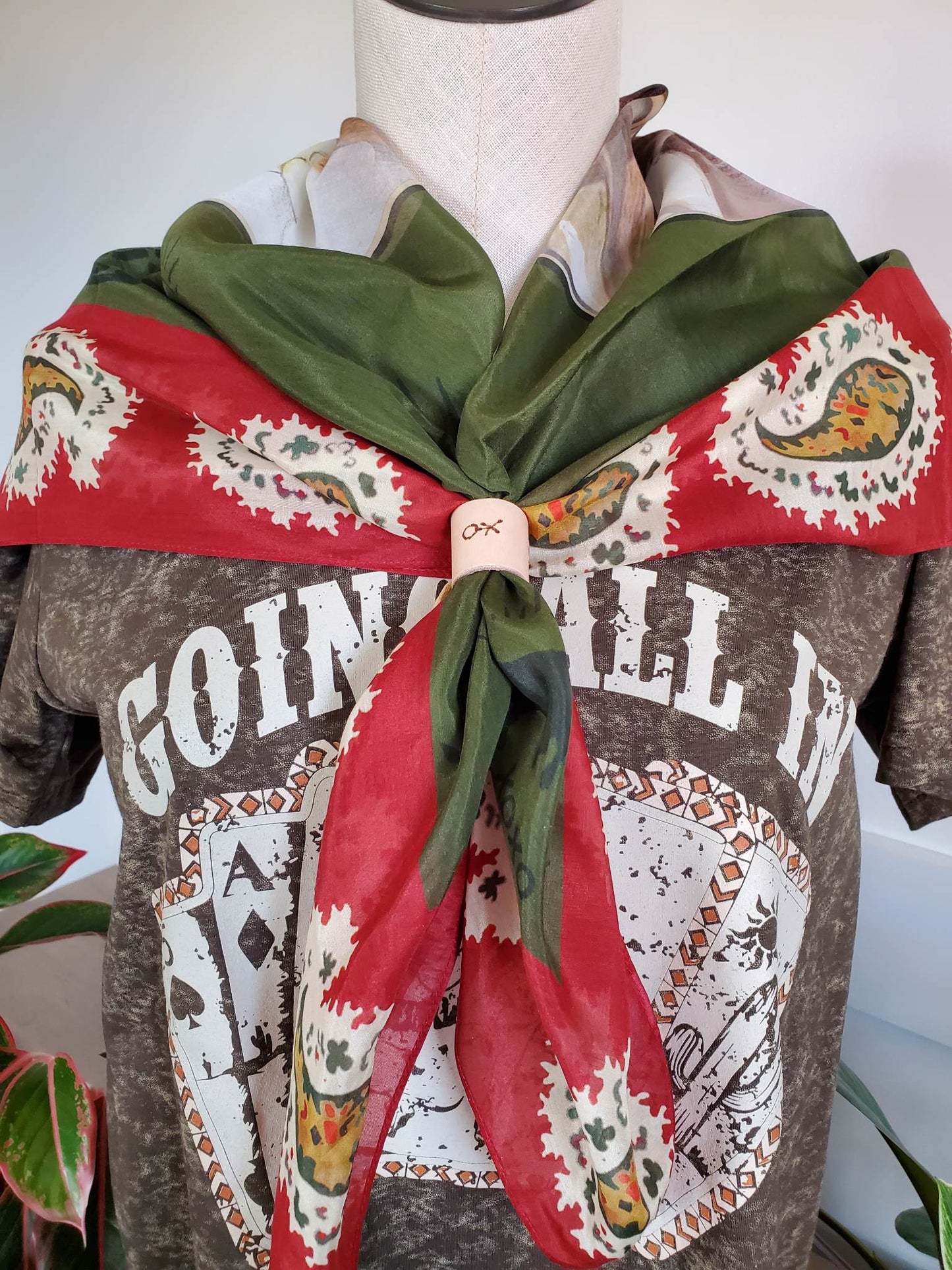 Red/Green Paisley Print Horse and Women Print Scarf