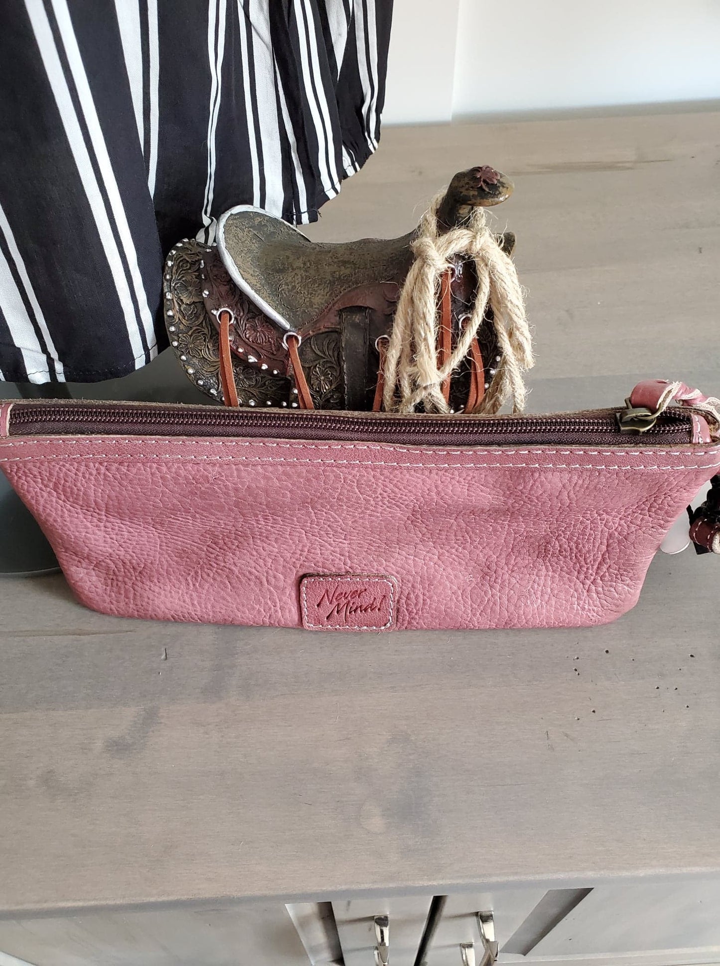 Mauve/Rose Leather Wristlet Purse