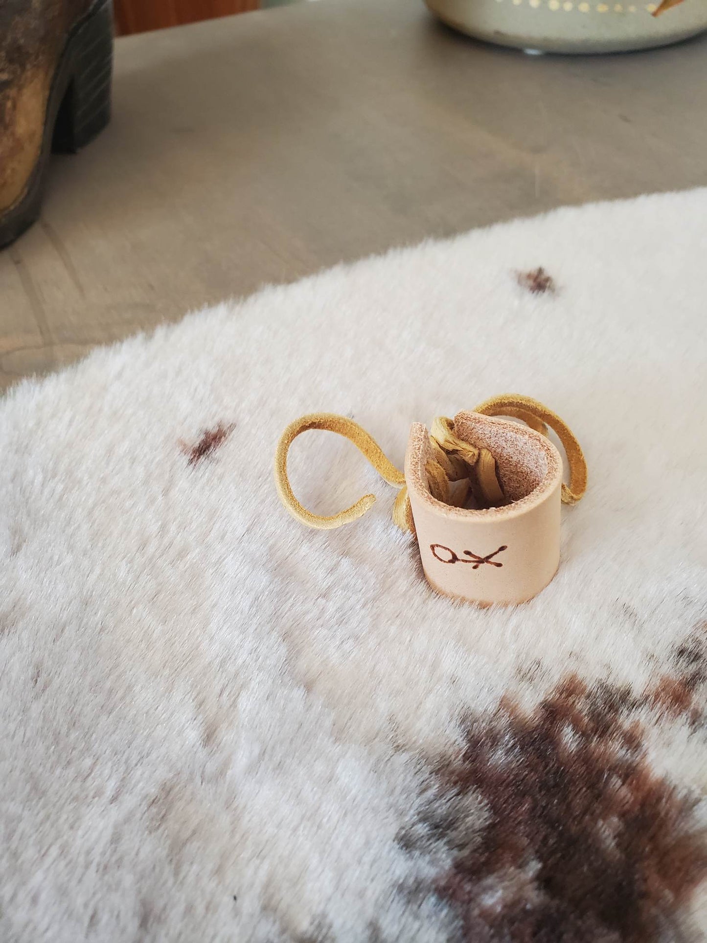 All leather Scarf Slides