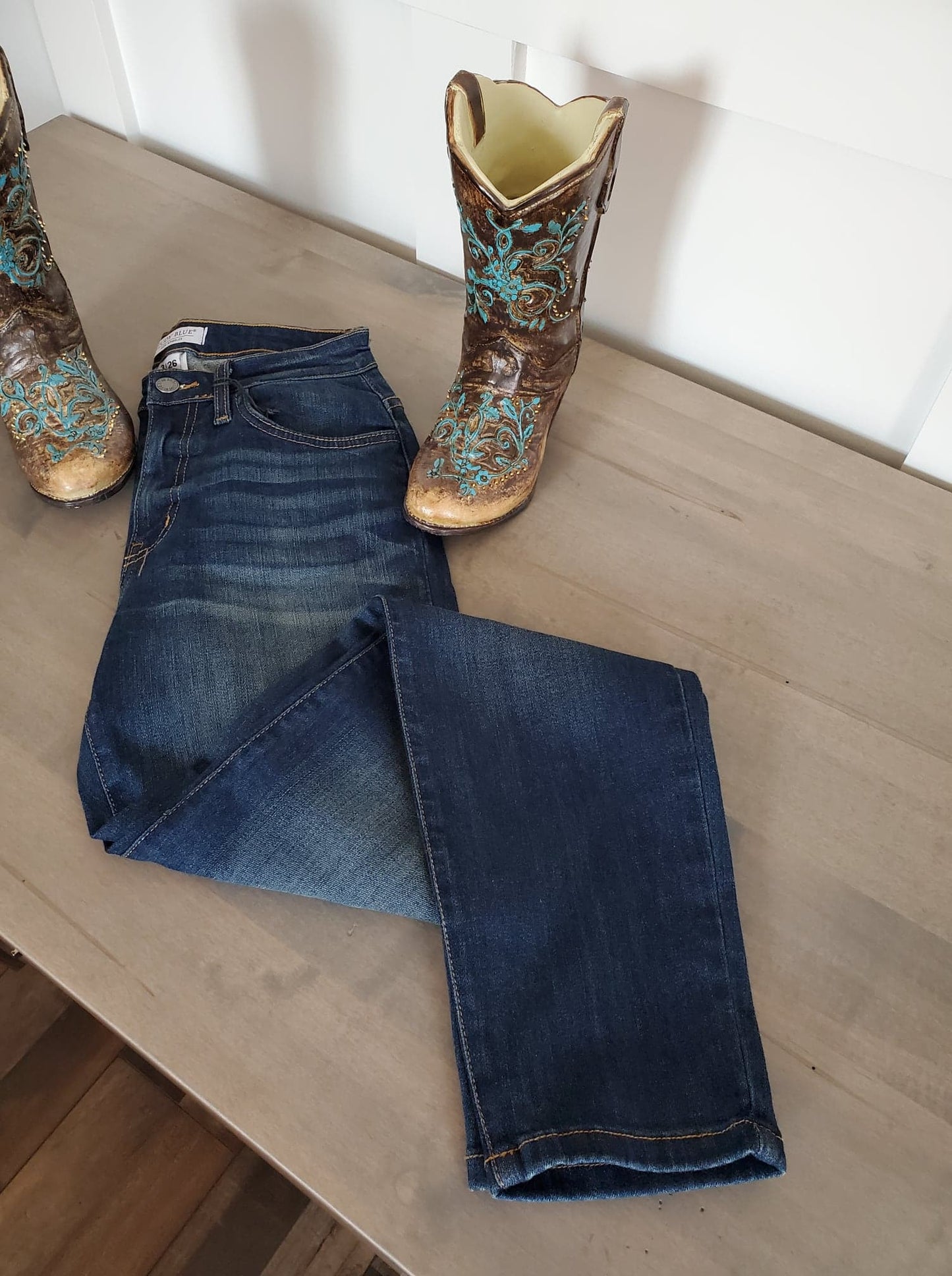 Relaxed Fit Skinny Jean