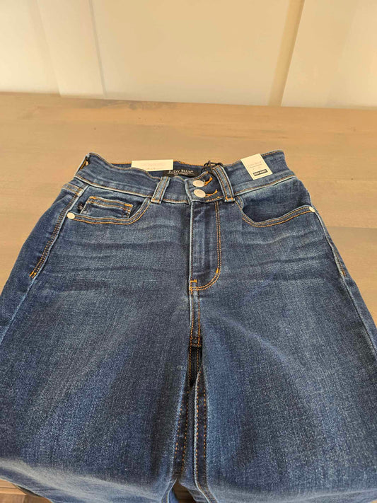 HW Vintage Frayed Hem Bootcut Jeans