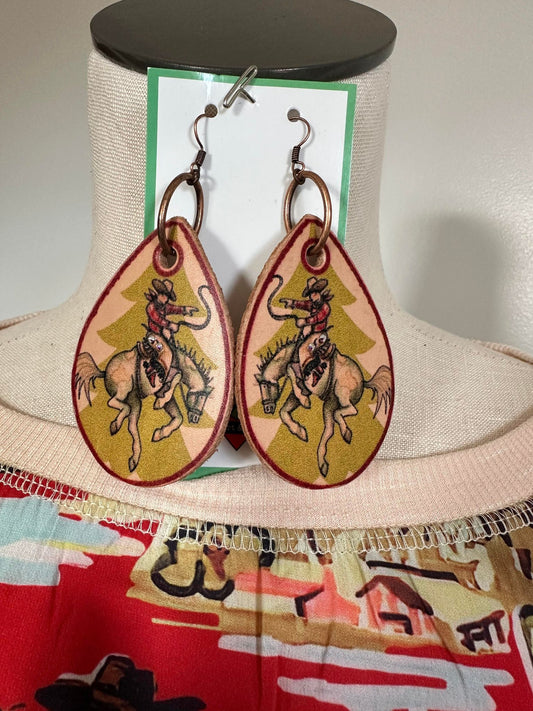 Cowboy Leather Teardrop Earring - Lime Green